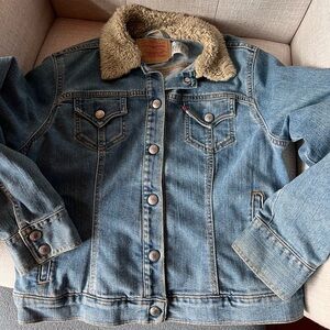 Levi’s L Sherpa collar jacket